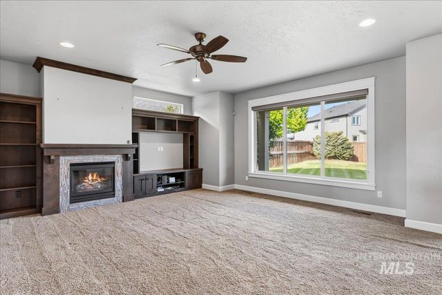 432 W Broderick, Meridian, ID 83646