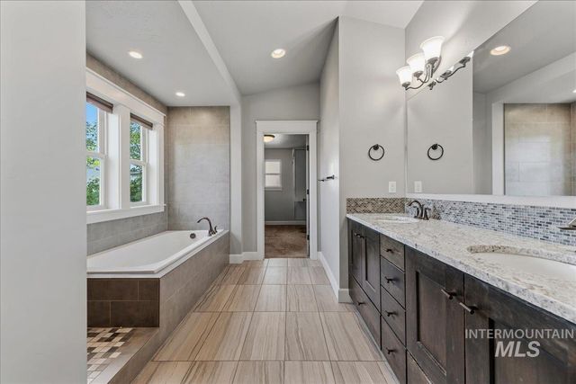 432 W Broderick, Meridian, ID 83646