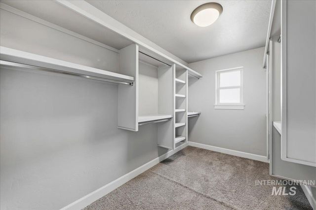 432 W Broderick, Meridian, ID 83646