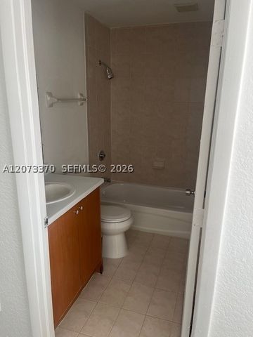 2735 NW 131 ST 2735, Opa Locka, FL 33054