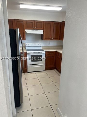 2735 NW 131 ST 2735, Opa Locka, FL 33054