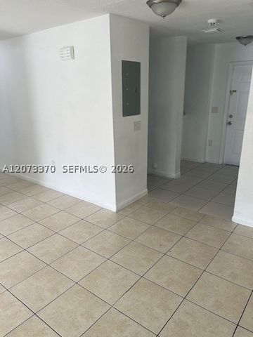 2735 NW 131 ST 2735, Opa Locka, FL 33054