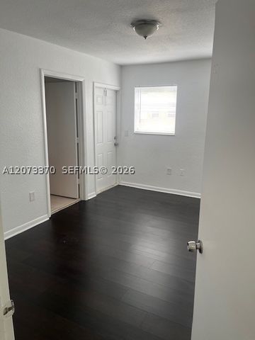 2735 NW 131 ST 2735, Opa Locka, FL 33054
