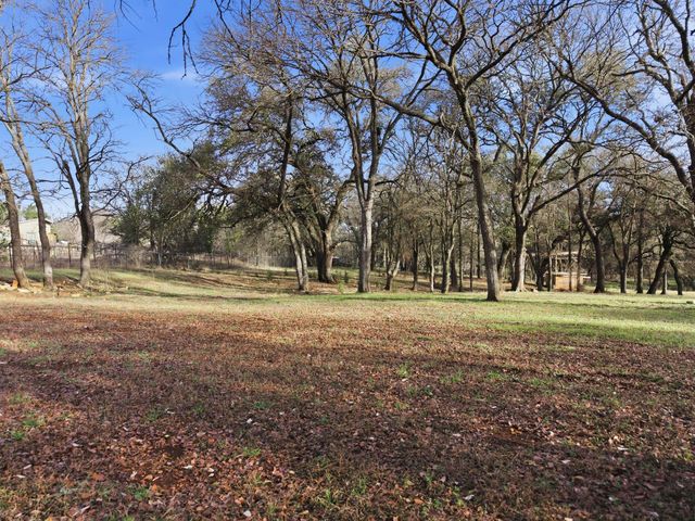 888 Shanklin RD, Belton, TX 76513