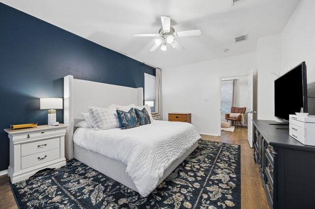 3051 S Heights Hollow Lane, Houston, TX 77007