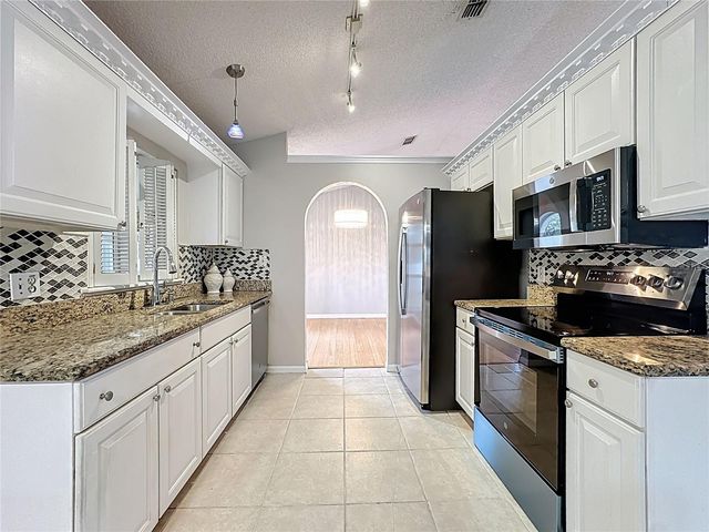 375 KAILA COURT, Ocoee, FL 34761