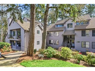 4000 CARMAN Dr 71, Lake Oswego, OR 97035