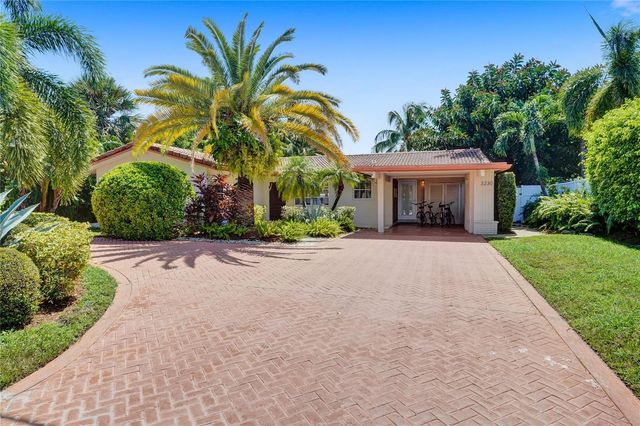 3230 S Terra Mar Drive, Lauderdale By The Sea, FL 33062