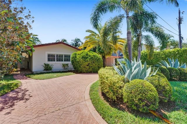 3230 S Terra Mar Drive, Lauderdale By The Sea, FL 33062