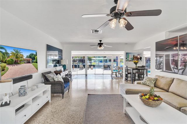 3230 S Terra Mar Drive, Lauderdale By The Sea, FL 33062