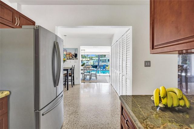 3230 S Terra Mar Drive, Lauderdale By The Sea, FL 33062