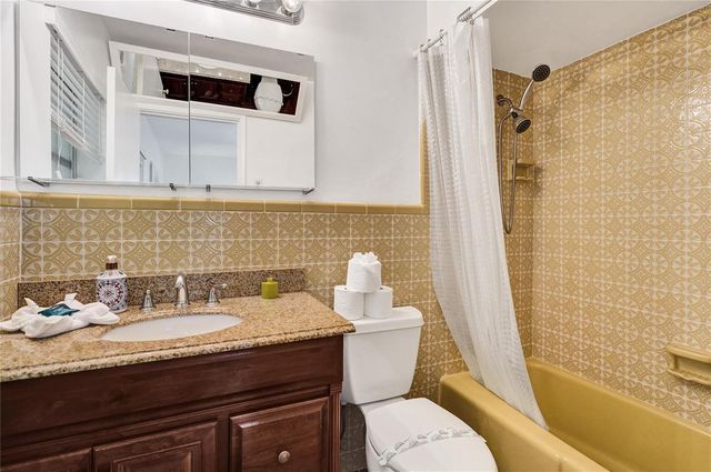 3230 S Terra Mar Drive, Lauderdale By The Sea, FL 33062
