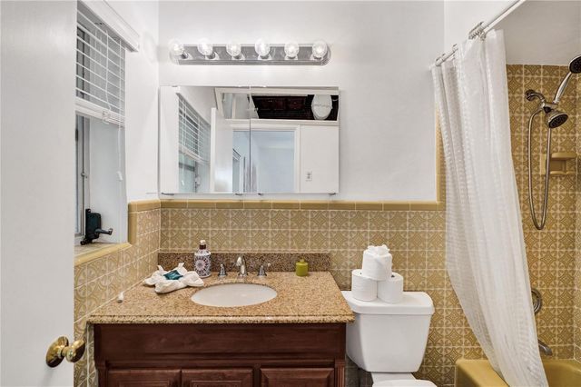 3230 S Terra Mar Drive, Lauderdale By The Sea, FL 33062