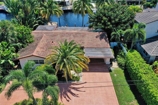 3230 S Terra Mar Drive, Lauderdale By The Sea, FL 33062