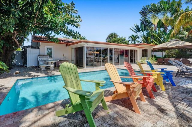 3230 S Terra Mar Drive, Lauderdale By The Sea, FL 33062