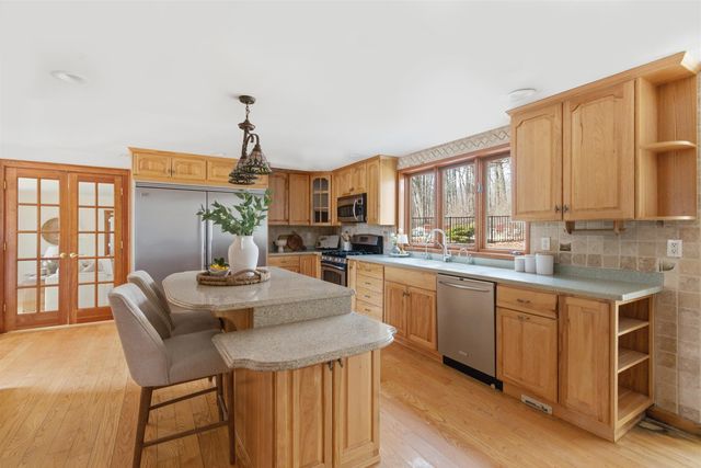 40-40A Pine Hill Road, Hollis, NH 03049