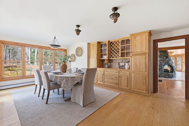 40-40A Pine Hill Road, Hollis, NH 03049