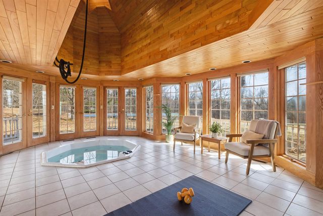 40-40A Pine Hill Road, Hollis, NH 03049