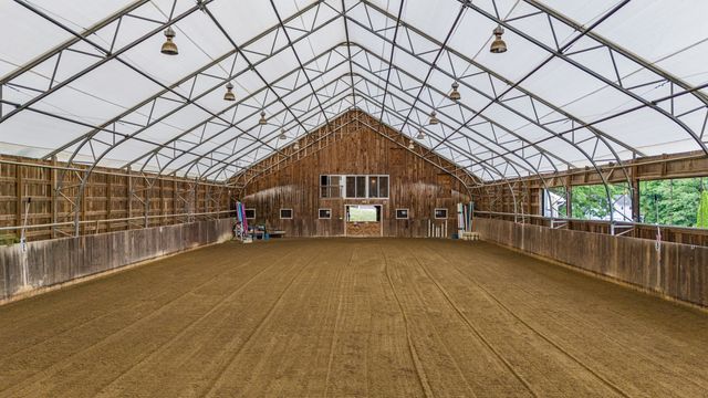 40-40A Pine Hill Road, Hollis, NH 03049