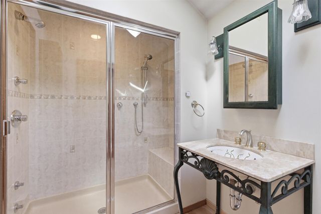 40-40A Pine Hill Road, Hollis, NH 03049