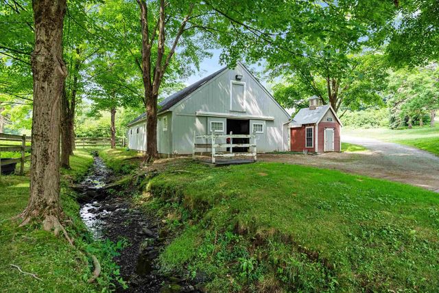 40-40A Pine Hill Road, Hollis, NH 03049