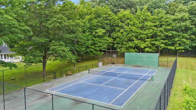 40-40A Pine Hill Road, Hollis, NH 03049