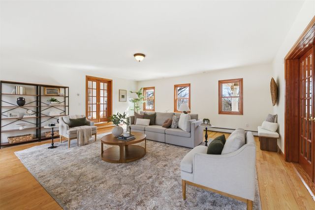 40-40A Pine Hill Road, Hollis, NH 03049