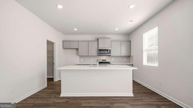 960 Bergamot Way, Locust Grove, GA 30248
