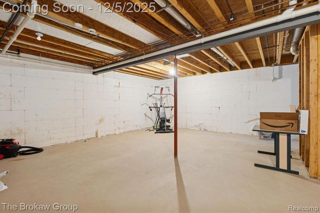 2910 Ginger Drive, Coleman, MI 48618