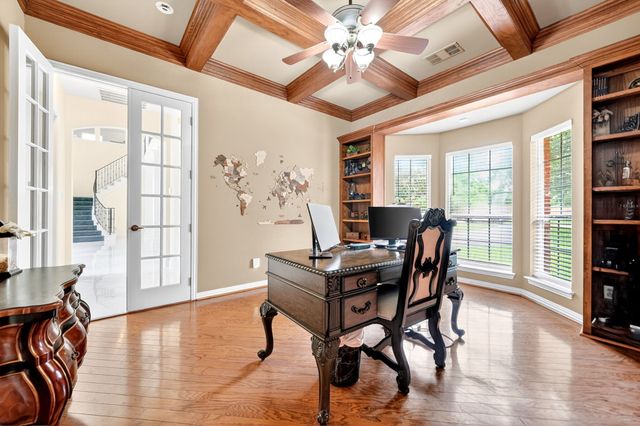 328 Leeward Circle, Azle, TX 76020