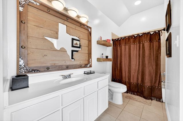328 Leeward Circle, Azle, TX 76020