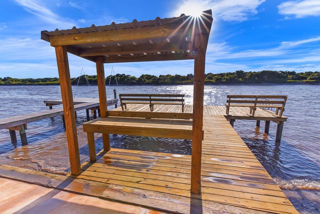 2788 Fm-2031, Matagorda, TX 77457