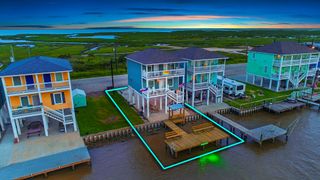 2788 Fm-2031, Matagorda, TX 77457