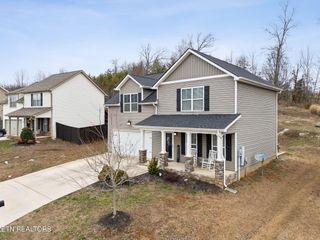 700 Drakewood Lane, Knoxville, TN 37924
