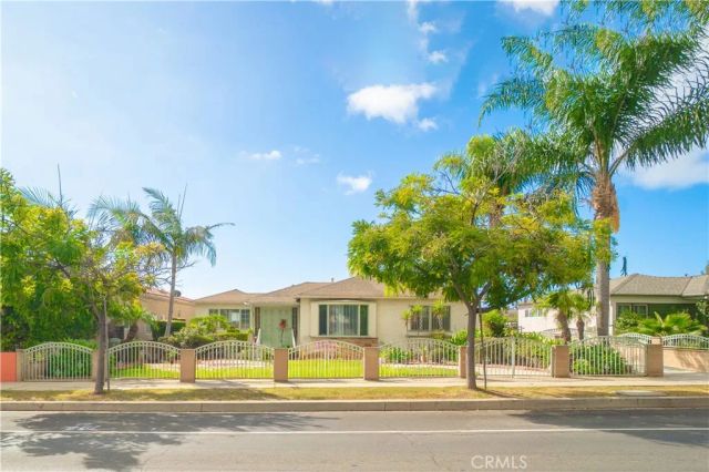 1457 W 1st, San Pedro, CA 90732