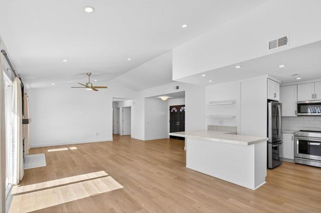 2719 Greenock Ct., Carlsbad, CA 92010