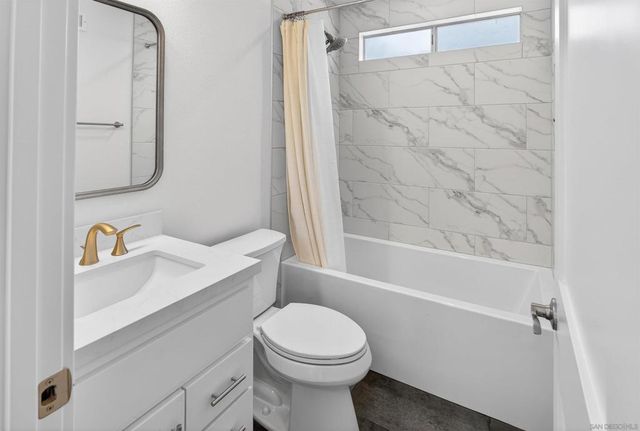 2719 Greenock Ct., Carlsbad, CA 92010