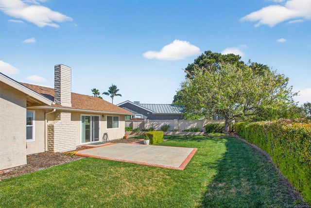 2719 Greenock Ct., Carlsbad, CA 92010