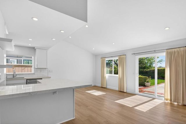 2719 Greenock Ct., Carlsbad, CA 92010