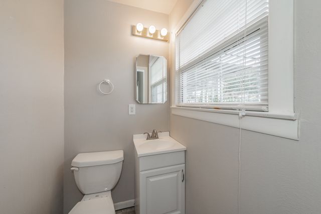 5805 Aton Avenue, Westworth Village, TX 76114