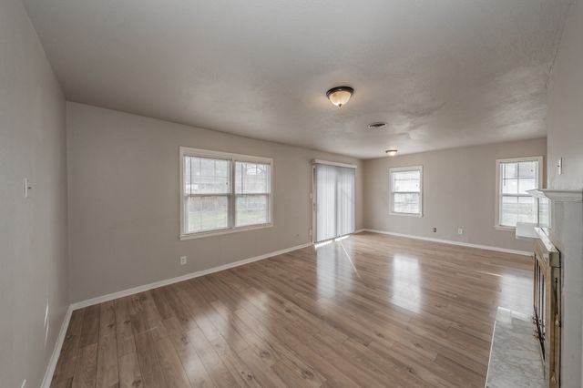 5805 Aton Avenue, Westworth Village, TX 76114