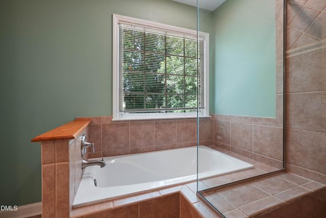 621 Rodney Bay Crossing, Wake Forest, NC 27587