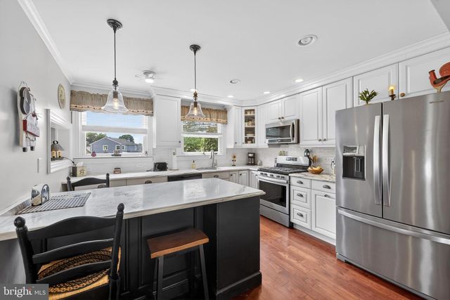 12 DIGBY DR, Blackwood, NJ 08012