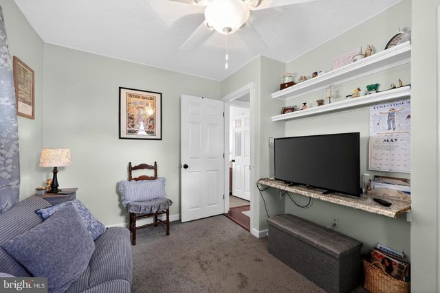 12 DIGBY DR, Blackwood, NJ 08012