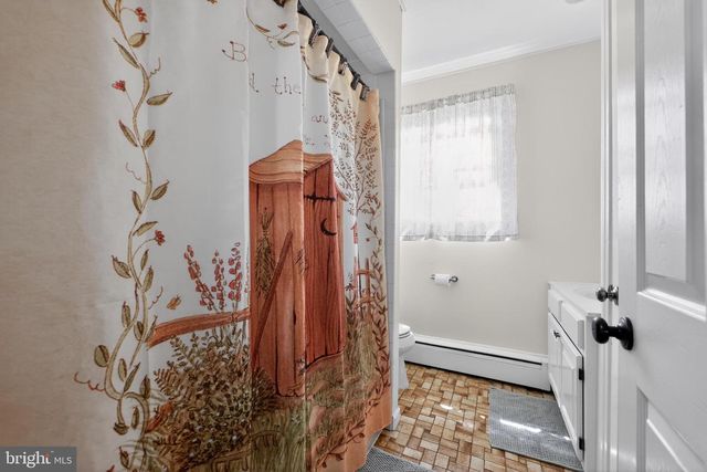 12 DIGBY DR, Blackwood, NJ 08012