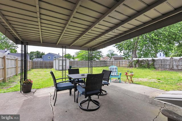 12 DIGBY DR, Blackwood, NJ 08012