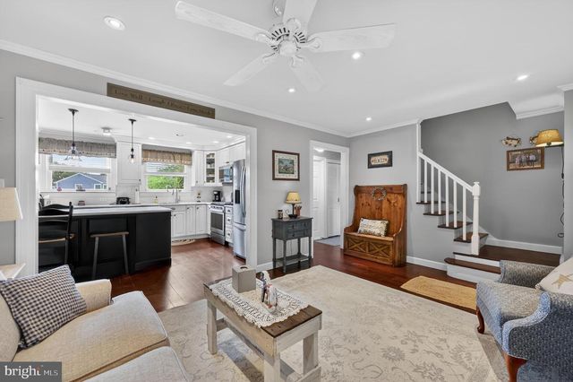 12 DIGBY DR, Blackwood, NJ 08012