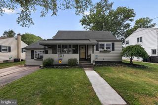 12 DIGBY DR, Blackwood, NJ 08012
