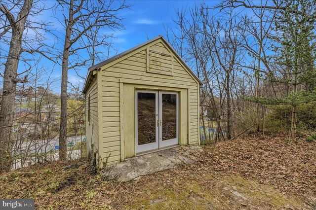 45 ROCKWELL CIR, Berkeley Springs, WV 25411
