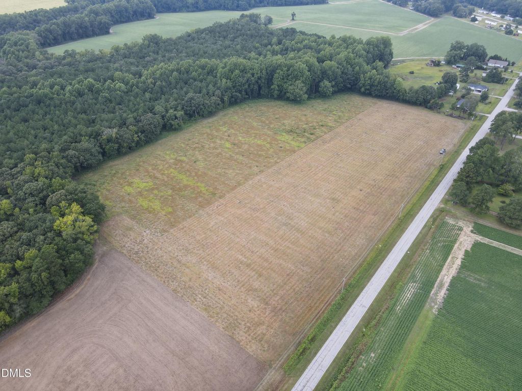 9 Eatmon Road, Sims, NC 27880